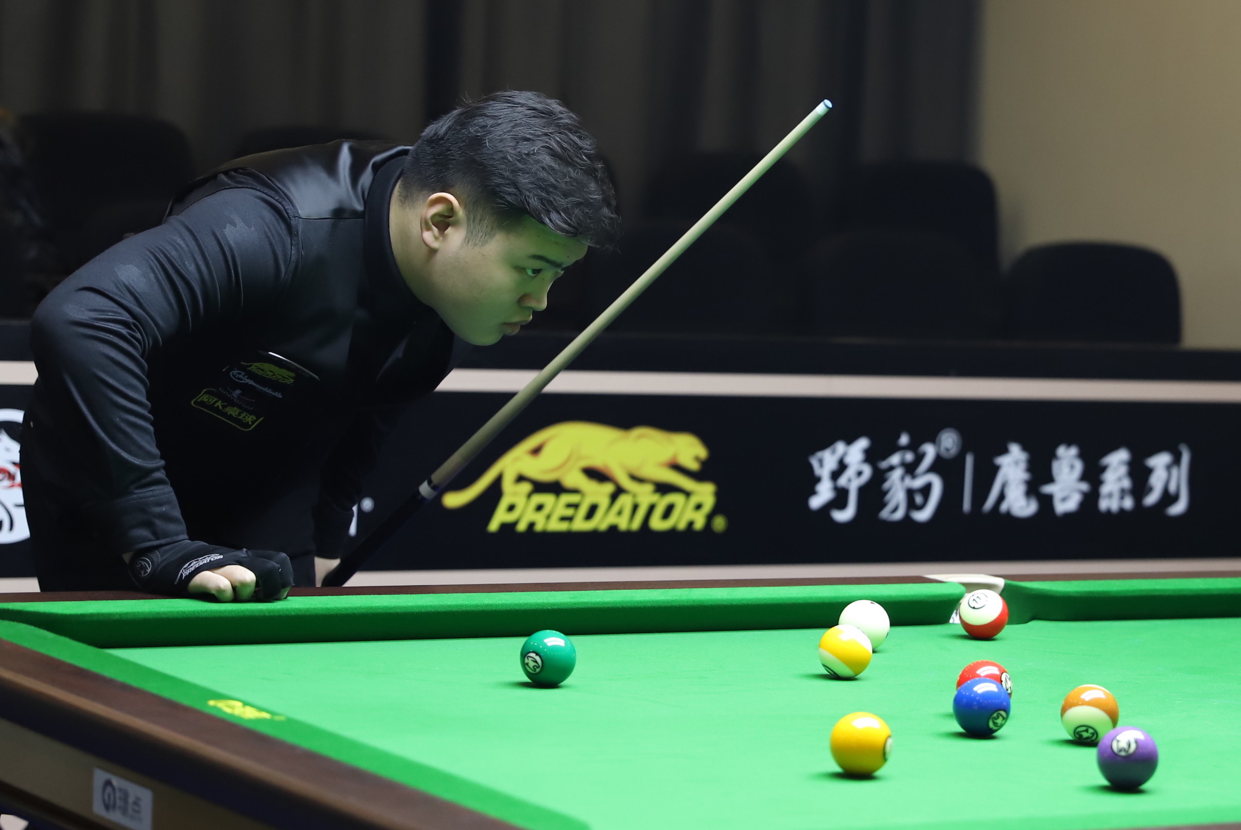 队签下的2 队签下的2