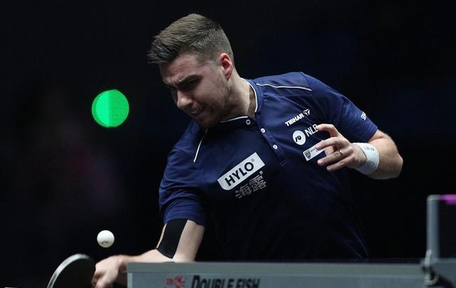 这一冠对自 这一冠对自