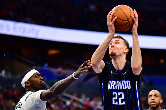 虽然他对年 虽然他对年