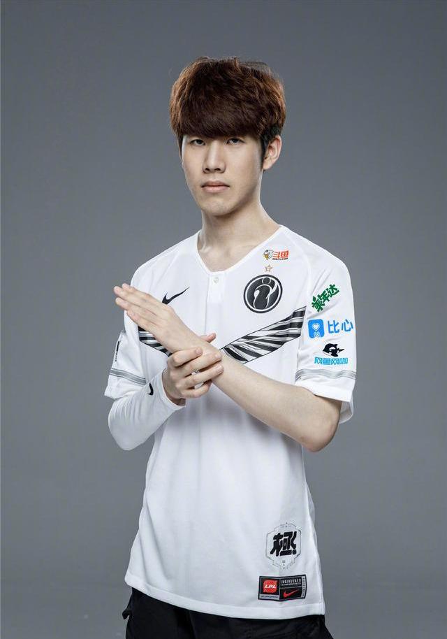 在目前竞争 在目前竞争