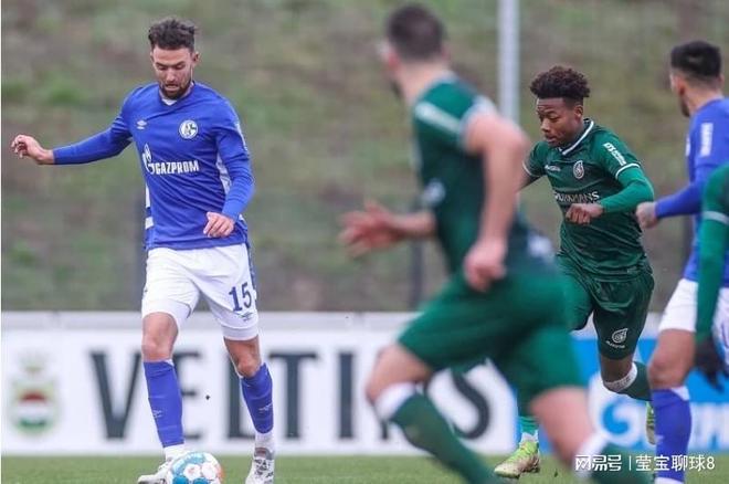 无论在赛场 无论在赛场