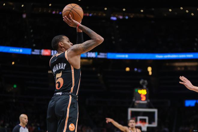 篮和冷静的 篮和冷静的