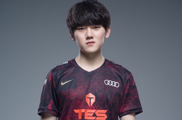 顯得理性且 顯得理性且