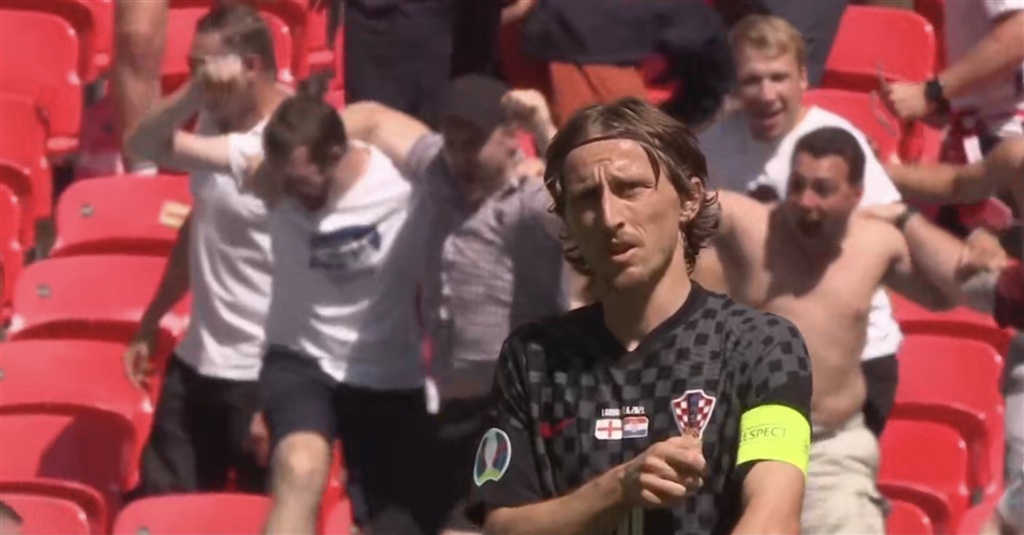 边路进击与 边路进击与